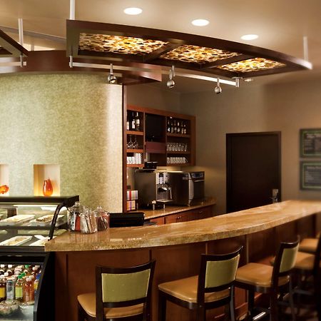 彭萨科拉机场凯悦嘉轩酒店 外观 照片